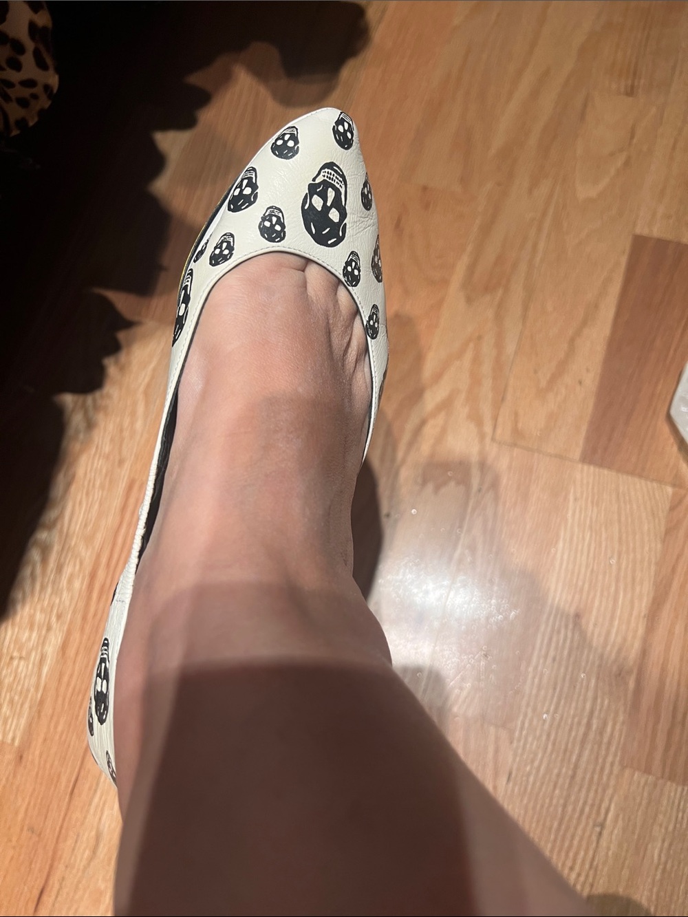 Alexander McQueen White Pointed Flats with Black Skull Motif